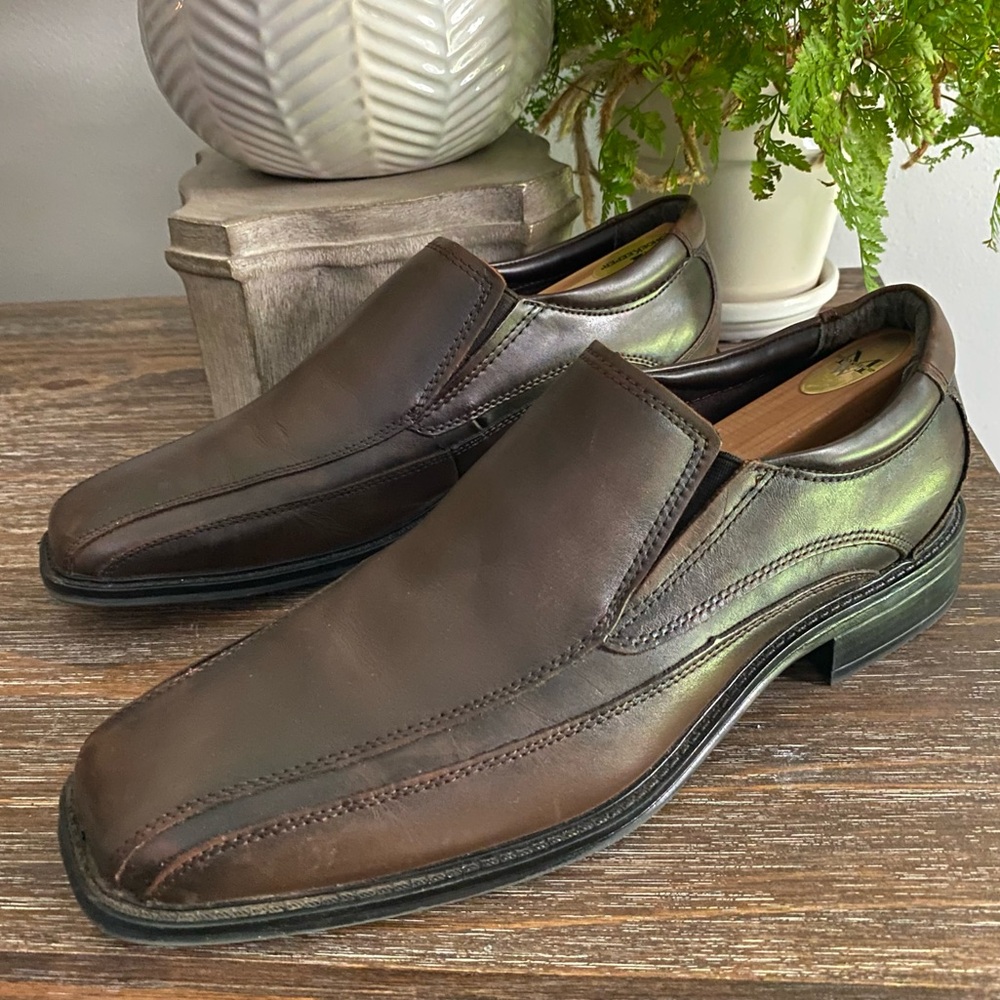 Dockers Men’s 9 M Slip‎ On Loafers Casual Shoes Brown Leather Low Top